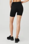 5 Seamless Ribbed Favorite Short - Black