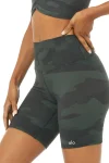7 High-Waist Vapor Short - Hunter Camouflage
