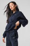 Accolade Hoodie – Navy